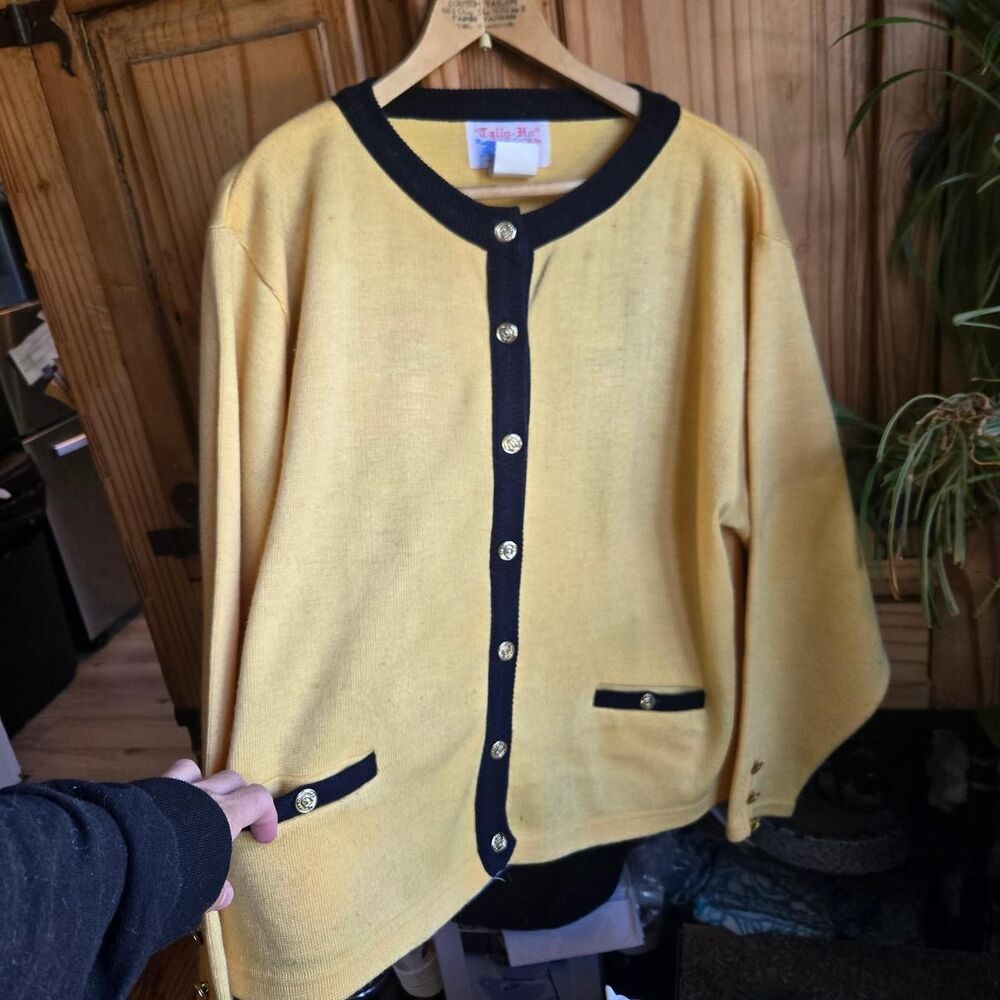 Vintage Women's Tally Ho Black and Yellow Cardigan